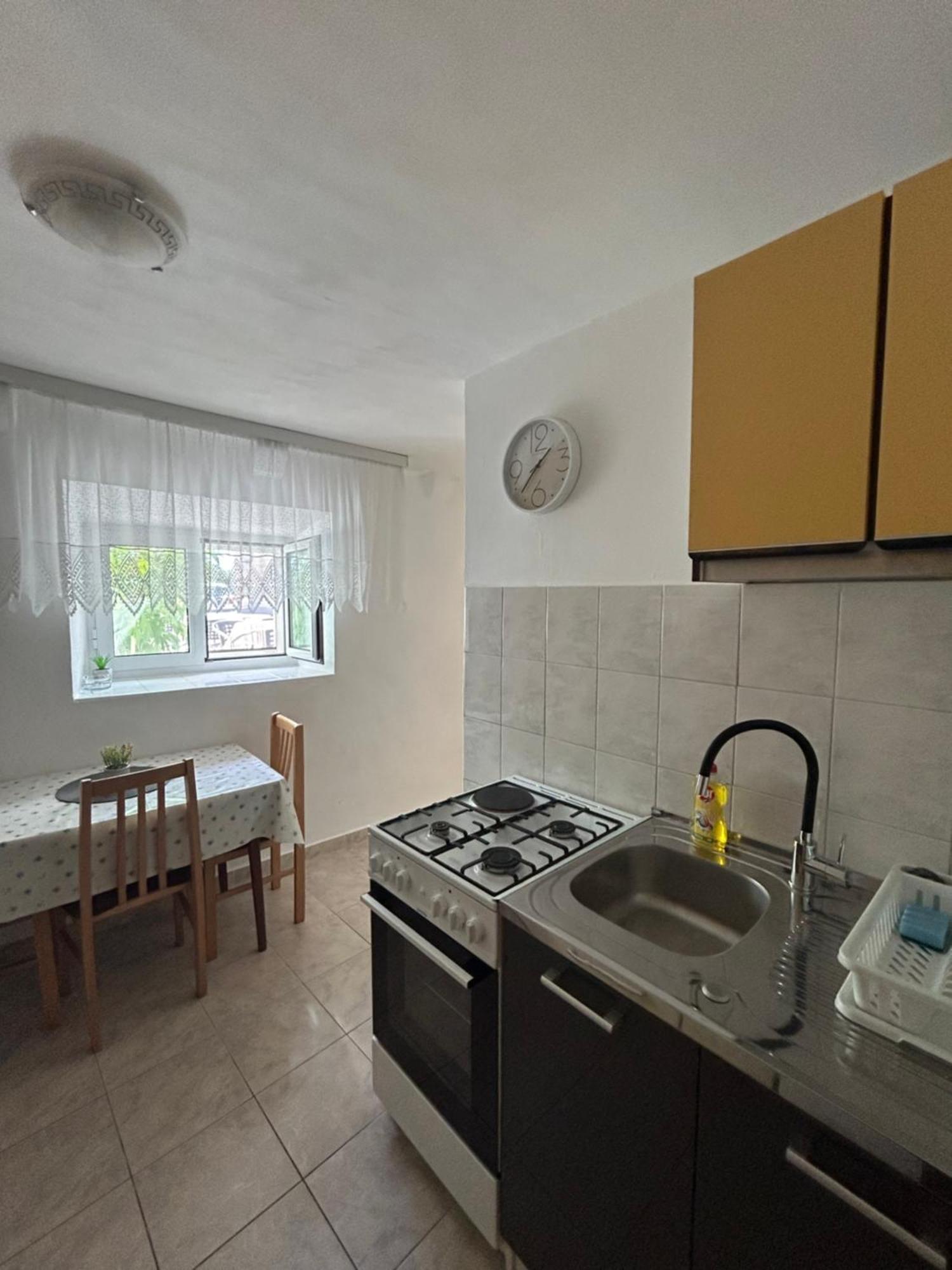 Hotel Sobe Gorana Živogošće Esterno foto